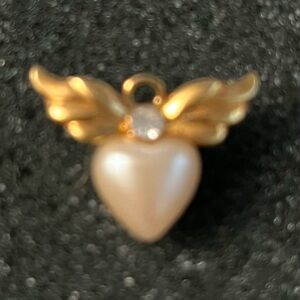 Gold, tone angel wings white heart faux crystal rhinestone lapel/hat pin
